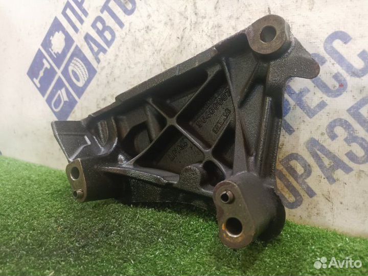 Кронштейн двигателя Peugeot 307 хэтчбэк 1.4 KFU