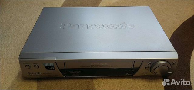 Видеомагнитофон Panasonic hi-fi стерео NV-HD680
