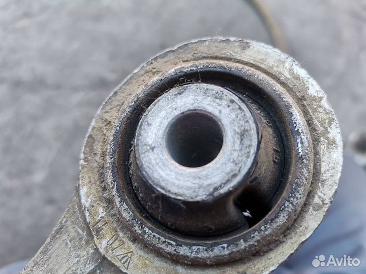 Рычаг, тяга подвески правая передняя A2213309007 M