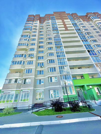 2-к. квартира, 71,3 м², 12/16 эт.