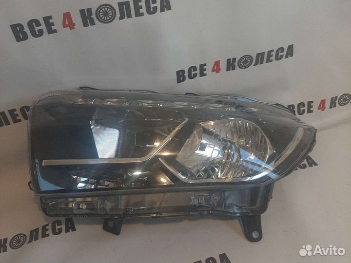 Новая блок фара LADA X-Ray