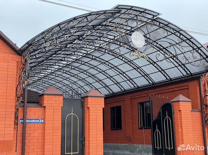 Навесы из поликарбоната / Кованные навесы