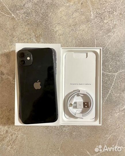 iPhone 11, 64 ГБ