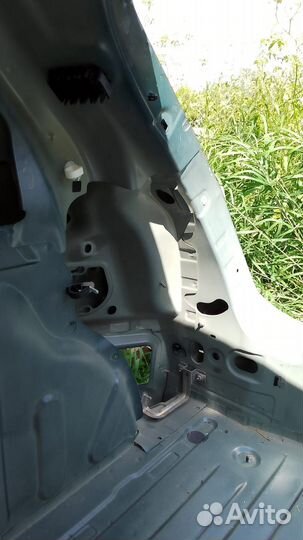 Панель задняя Renault Megane 3