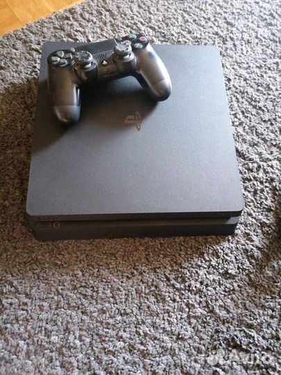 Sony PS4 slim