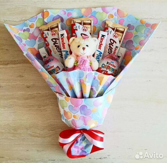 Букет из киндеров с мишкой