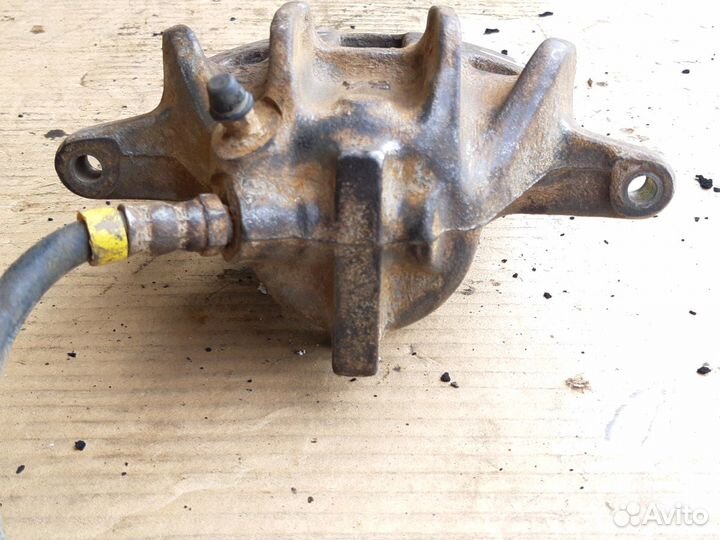 Суппорт передний Ситроен Берлинго М49 96-02