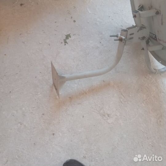 Антенна тарелка можно для спутникового вещания