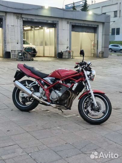 Suzuki bandit 400