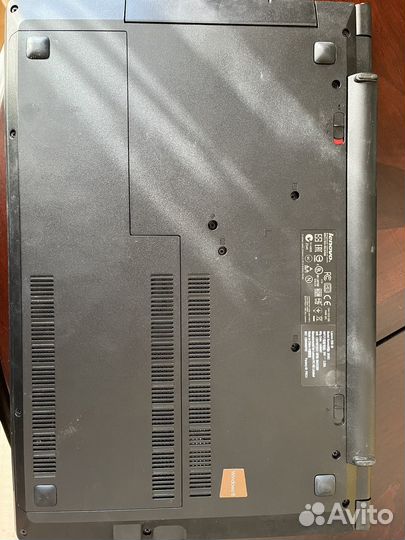 Большой ноутбук Lenovo B50-30
