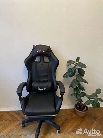 Офисное кресло (геймерское). Кресло для директора