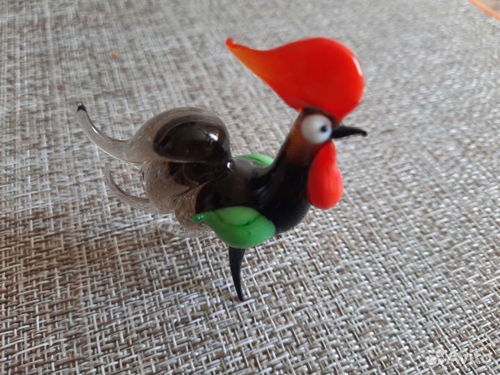 Стеклянные фигурки