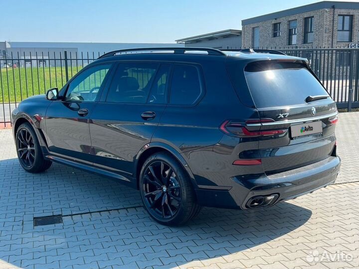BMW X7 3.0 AT, 2023, 10 км