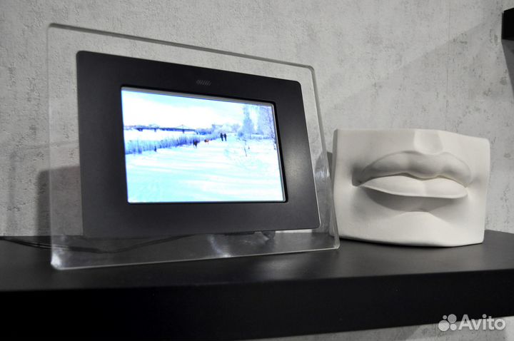 Цифровая фоторамка Dicom FH-701