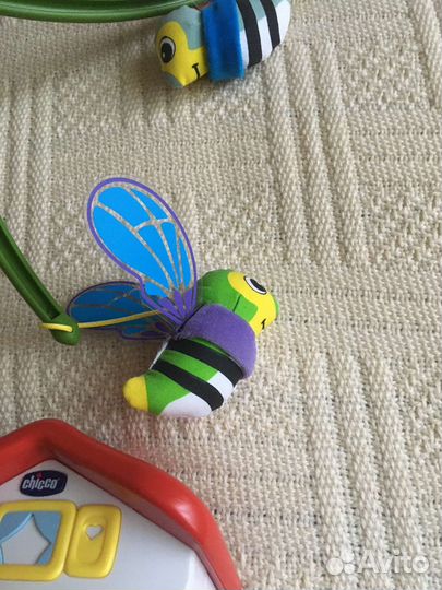 Мобиль на кроватку chicco