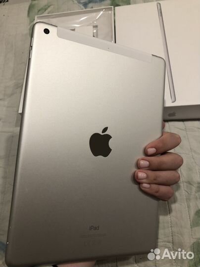 iPad 8 2020 wifi +sim 32gb