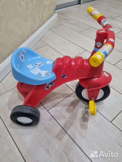 Детский трехколесный велосипед