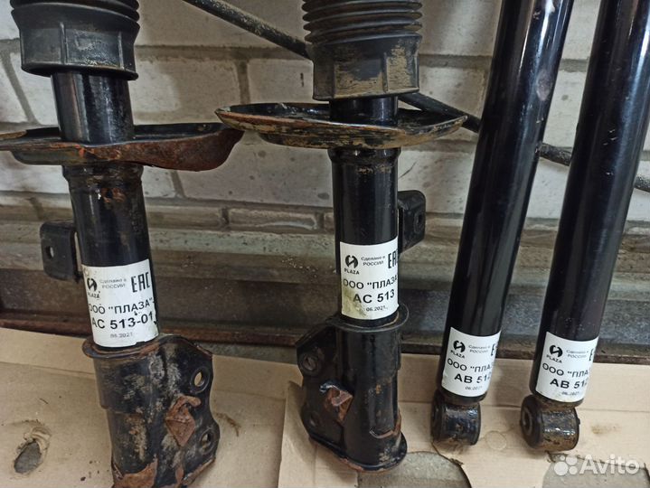 Амортизаторы для Веста кросс Плаза к-т