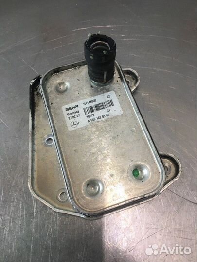 Радиатор масляный Mercedes C-Class W203 OM646 2.2