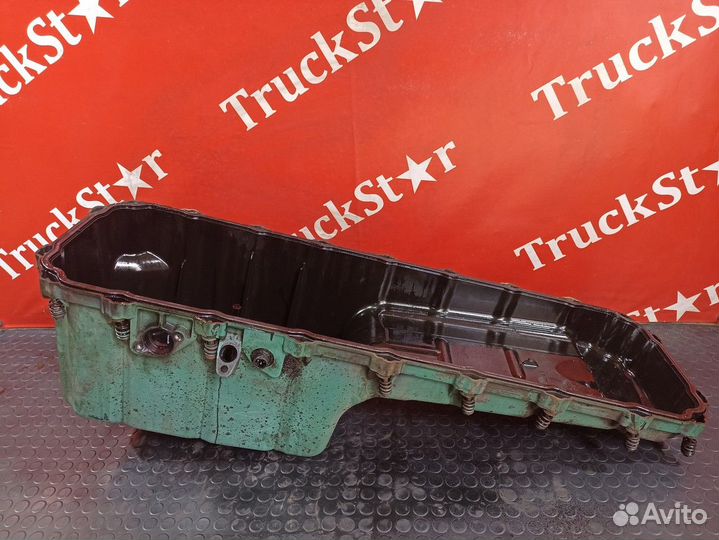 Поддон двигателя масляный