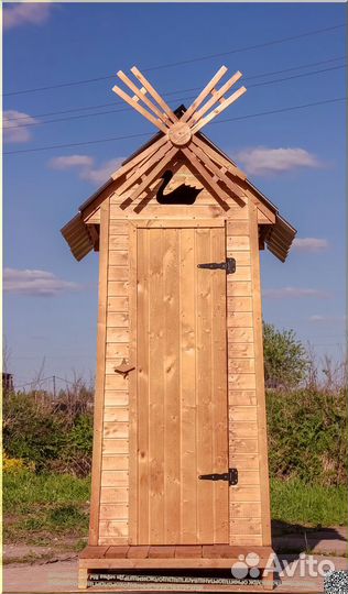 Уличный туалет деревянный TOP222