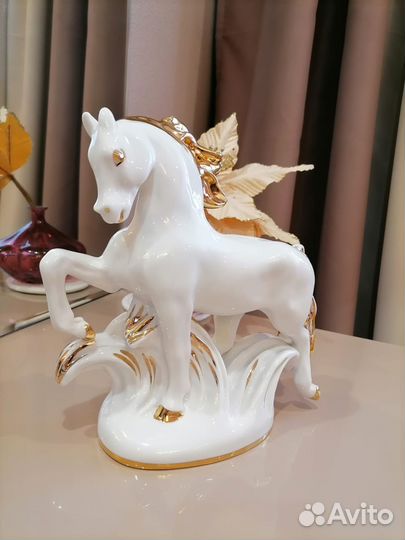 Статуэтка,Конь-огонь