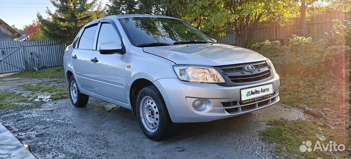 LADA Granta 1.6 AT, 2013, 136 000 км
