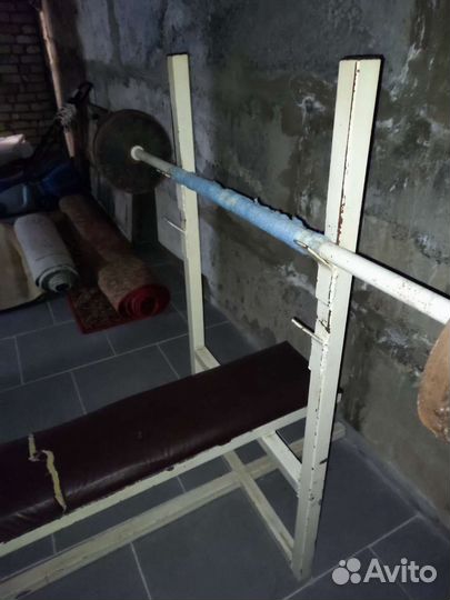 Стойка для штанги скамья