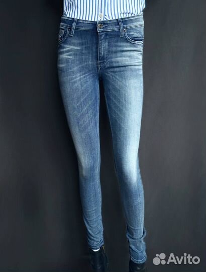 Diesel Skinzee джинсы W26L34. Оригинал