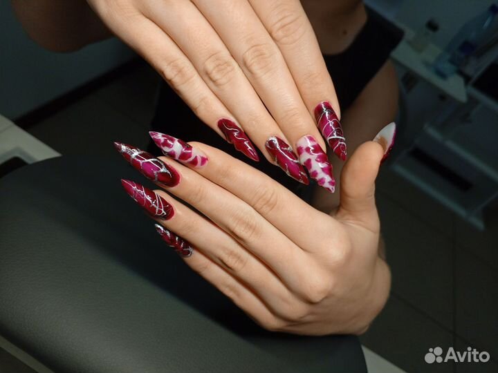 Наращивание ногтей