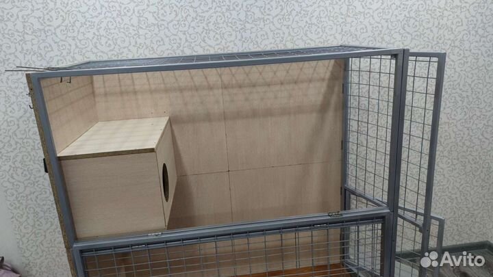 Клетка/вольер для питомца