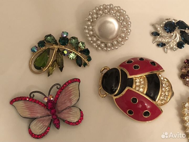 Брошь чехословакия