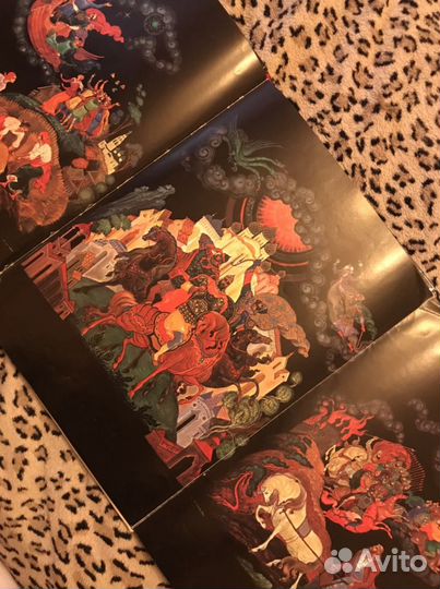 Книга-альбом о Ю. Гагарине (1982 г.)