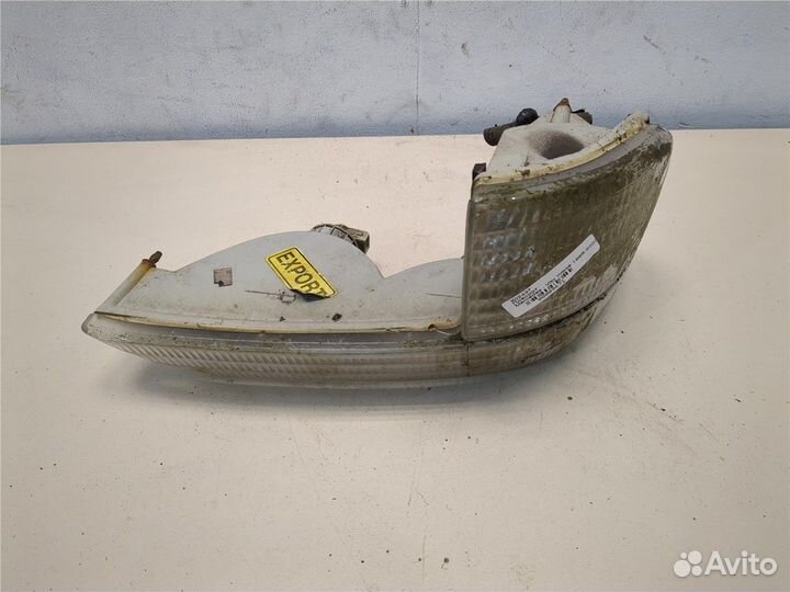 Поворот Ford Explorer, 2000