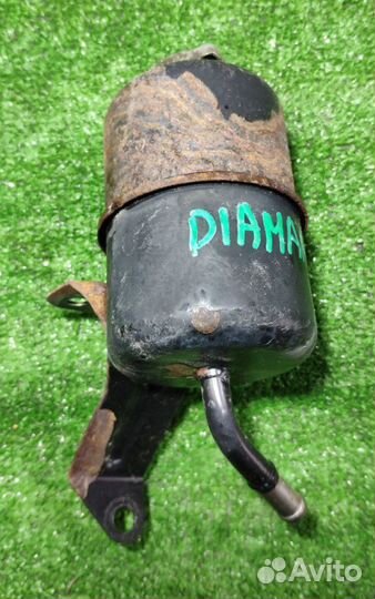 Бачок гур гидроусилителя руля Mitsubishi Diamante