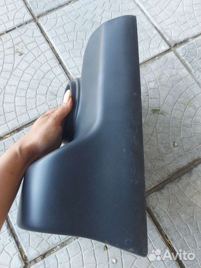 Накладка заднего бампера Mitsubishi l200 (новая)