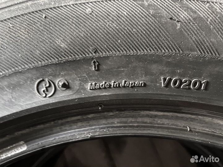 Bridgestone Blizzak DM-Z3 225/60 R17