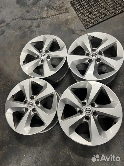 Диски Nissan R17 5/114.3 Оригинал