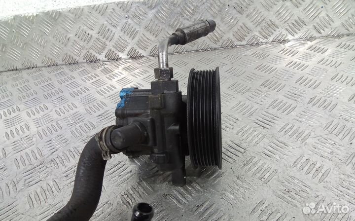 Насос гидроусилителя Mercedes-Benz CLS-Class