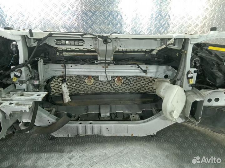 Передняя часть (ноускат) Mitsubishi Outlander (200