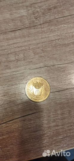 Золотая монета Макдоналдс