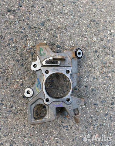 Задний кулак Lincoln navigator 14-17