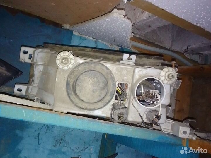 Правая фара до рестайлинг Шкода Октавия Тур 2001г