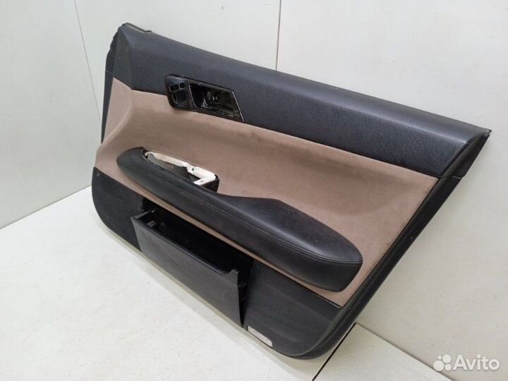 Обшивка двери передняя правая Toyota Mark X X120