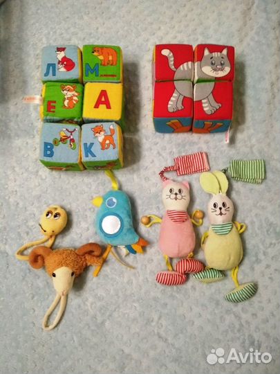 Игрушки пакетом для малыша
