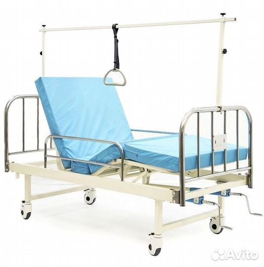 Медицинская кровать для ухода за больными