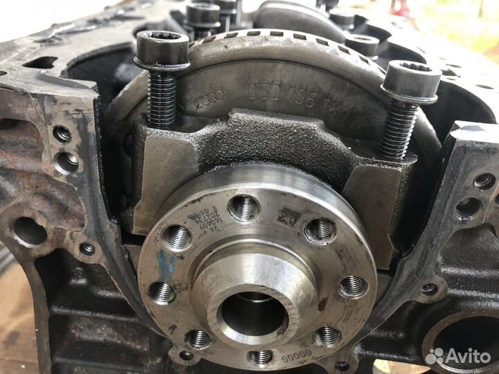 Блок картера ауди а4 б8