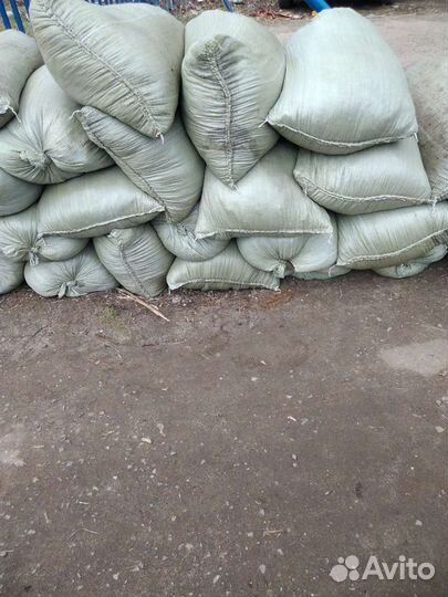 Навоз перегной .тарите сами свои мешки