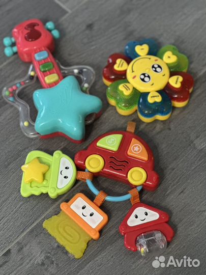 Развивающие игрушки пакетом до года