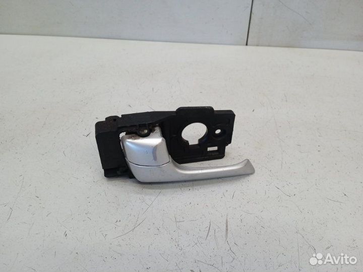 Ручка двери внутренняя левая Kia Rio 3 1.4 2014